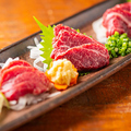 料理メニュー写真 馬刺し五点盛