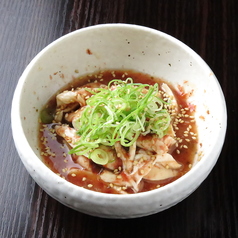 蒸し鶏梅肉和え/蒸し鶏ゴマダレ