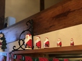 クリスマスシーズンには店内装飾もクリスマス仕様でお客様をお迎えいたします。