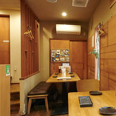 【1Ｆ】4名テーブル席2卓ございます♪デートや女子会、少人数のお食事にご利用ください◆