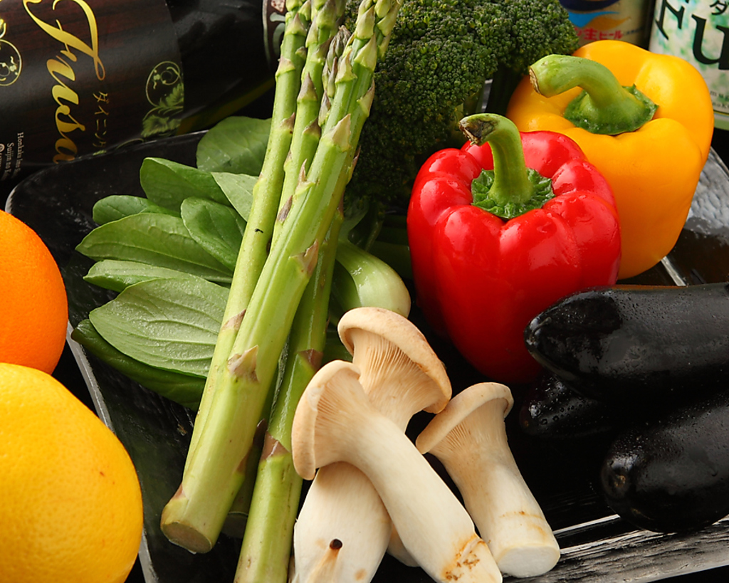 契約農家より直送された新鮮なお野菜を使用。 新鮮で安心・安全な素材の味をお楽しみください。