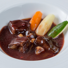 Briolette特製 牛ホホ肉の赤ワイン煮込み