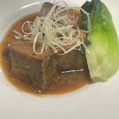 ホテル仕込みの牛バラオイスターソース煮