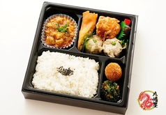 四川黒豚麻婆豆腐と焼売の中華弁当　　　※ご注文期限３営業日前の18時まで　　※最低注文料金　10,000円