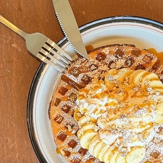 Caramel Banana Waffle (キャラメルバナナワッフル)