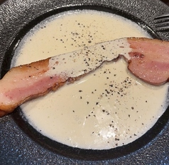 カルボナーラのベーコンだけ