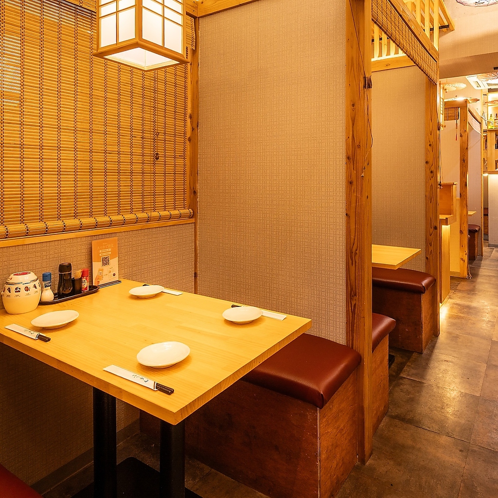 2名様～対応♪光と影の織りなす落ち着きの美空間個室で贅沢なひとときをお楽しみください。