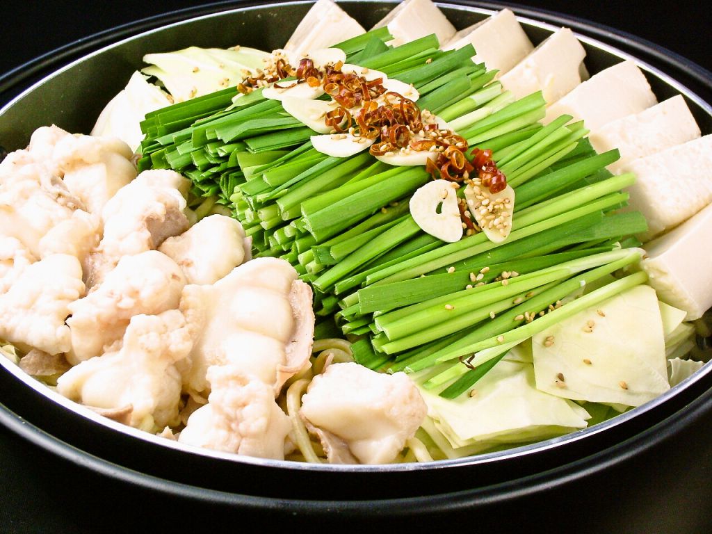 プリップリののもつ鍋！お酒もすすむ一品です。