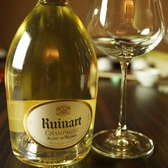 【おすすめワインのご紹介】ルイナール　ブラン・ド・ブラン　ピュアな果実味と包み込むようなミネラルが魅力