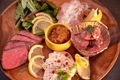 料理メニュー写真 ROOF RESSの肉盛りプレート