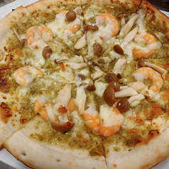 海老ときのこのジェノベーゼピザ