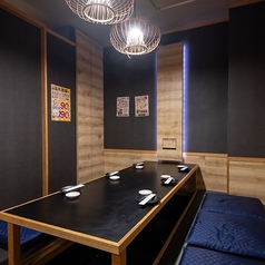 全席喫煙可◎全席完全個室◎食べ飲み放題◎馬刺しと焼鳥のお店◎鳥馬酒場　熊本下通店の特集写真