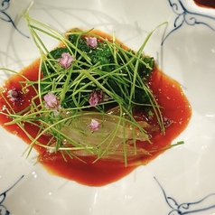 生白魚と旬菜の卵黄醤油和え