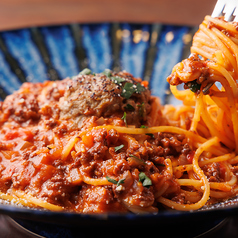 崩しバーグ　ボロネーゼの写真