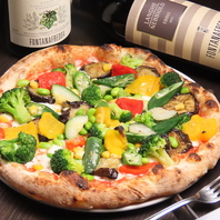 【窯焼きナポリピッツァ】を提供する本格イタリアン◎