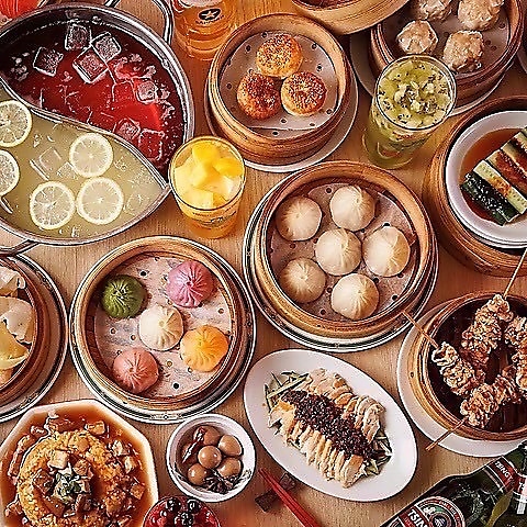 箸が止まらない！旨味あふれる自家製の点心をお楽しみください