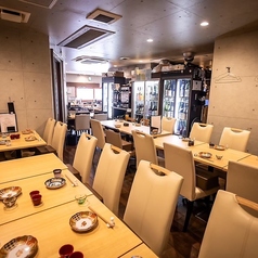 日本酒バルかぐら 神田店の雰囲気1