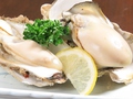 料理メニュー写真 北海道産　殻付き焼き牡蠣　2個