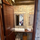 【化粧室】お子様用の踏み台もあります。