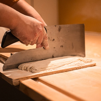 伝統の味を楽しむ本格手打ち蕎麦！