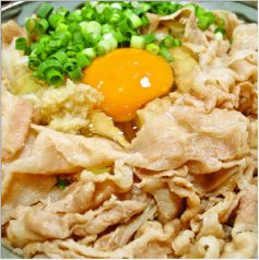 当店大人気メニュー！釜肉ぶっかけうどん