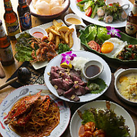 当店自慢の無国籍料理は★アジアンテイストな味付け♪