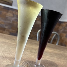 たっぷりなみなみグラスワイン！