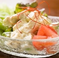 料理メニュー写真&nbsp;海老とアボカドのクリームチーズのタルタル