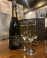 お酒からノンアルコールまで豊富なドリンクの数々！