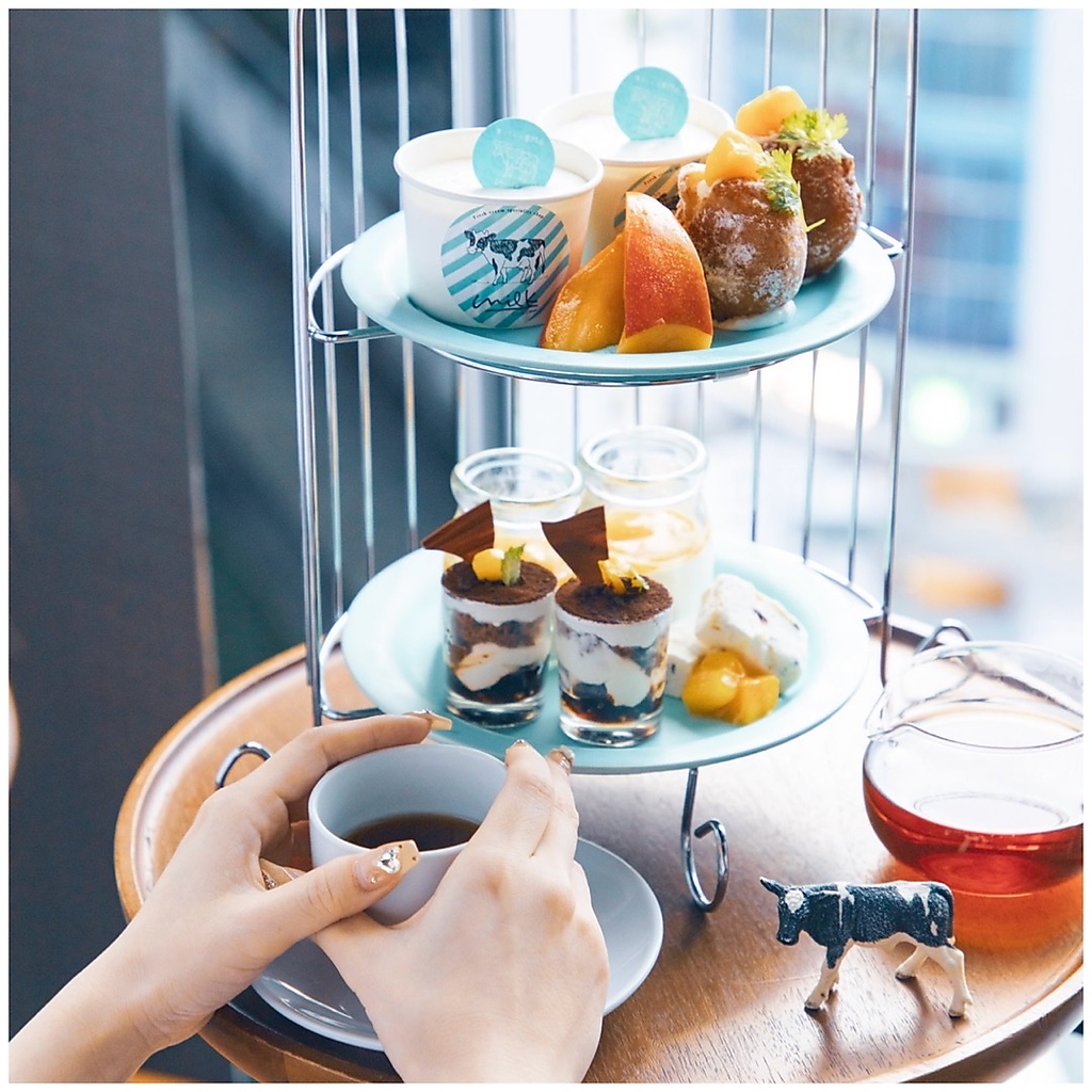 カフェタイムのアフターヌーン＆20時以降限定の夜のアフヌンことハイティプラン