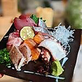 料理メニュー写真 おすすめ刺身盛り合わせ