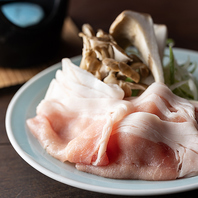 世楽が誇る二つの名物肉料理