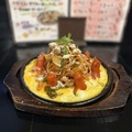料理メニュー写真&nbsp;タコさんレスキュー！！鉄板オムナポリタン