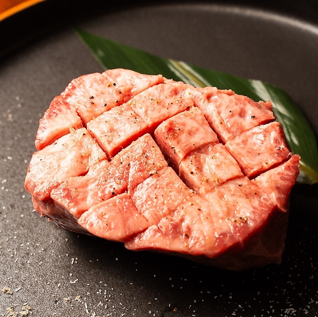 他ではなかなか味わえない、超希少部位も取りそろえております。