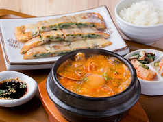 チゲ料理&韓国鉄板　HIRAKUの写真2
