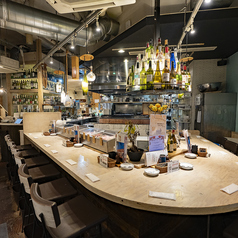 実はカウンターもおすすめ★目の前で焼きあがる焼鳥にワクワク♪