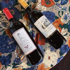 本格的なカクテルとノンアルも充実したドリンクメニュー