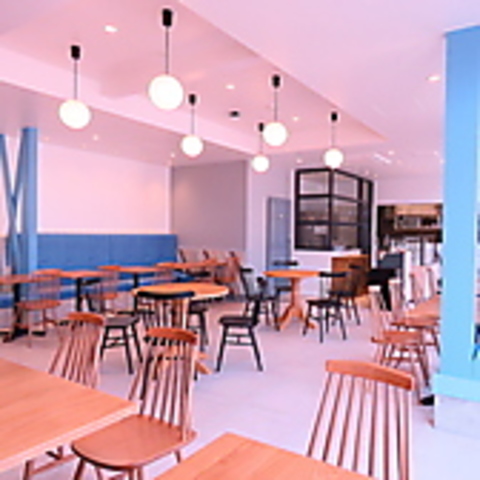 TAKCAFE italian dishes and cakes