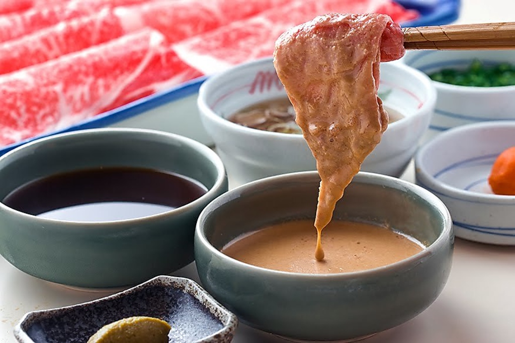 各種お集まりに！食べ放題＋贅沢飲み放題！10,000円　～　15,000円！コミコミで安心！