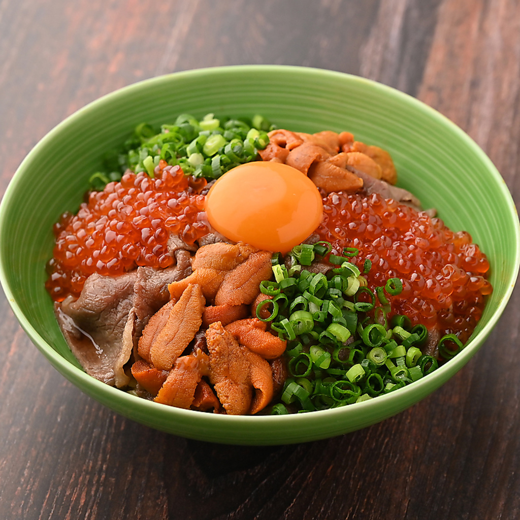 見た目にも美しい和食の数々はご宴会を盛り上げます。