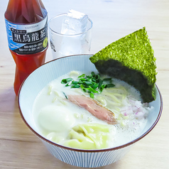 鴨出汁麺酒場シフクの特集写真