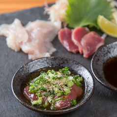 鳥焼こころがお勧めする朝引き鶏のお造り 3種