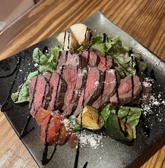 豊富に揃う絶品お肉料理を贅沢に堪能♪