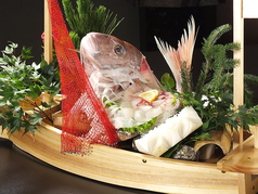【旬の魚を使った料理】 和の風情溢れる個室