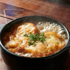 なにわ黒牛ホルモン オニオングラタンスープ