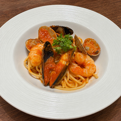 海の幸のトマトパスタ