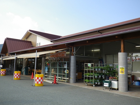 JA兵庫西が運営する直売所「旬彩蔵 書写」併設のセルフサービスレストラン♪