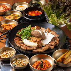 新大久保 ブデチゲ 駅前店の写真