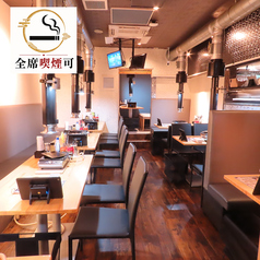仙台牛タン焼肉 横綱の座席は、4名テーブル5卓・6名テーブル2卓・2名テーブル2卓・カウンター1席の全37席（変動あり）。少人数のお一人様利用から、家族・宴会などの大人数まで、国分町で牛タン食べ放題を幅広いシーンでお楽しみいただけます。