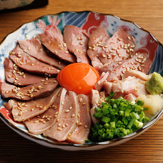 肉刺し4種ユッケ
